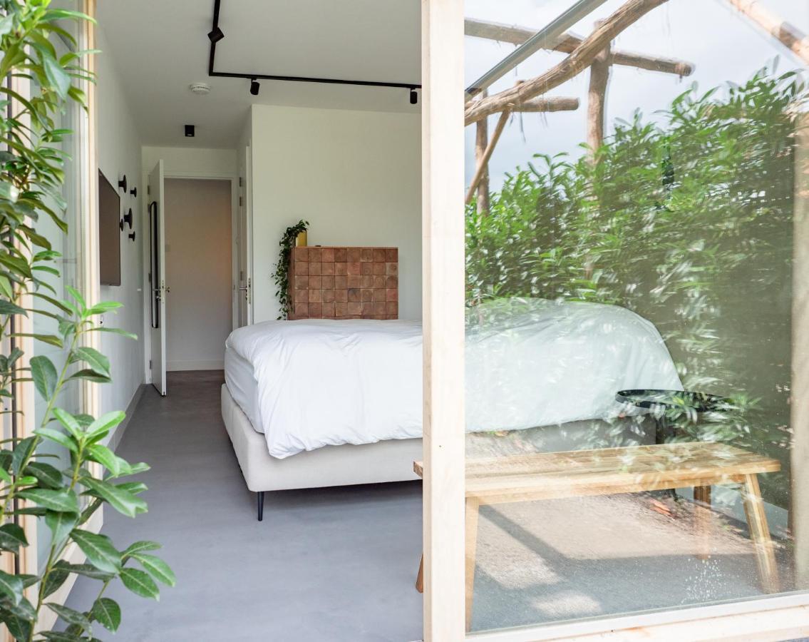 Onze Kas Hotel เลลีสตัด ภายนอก รูปภาพ